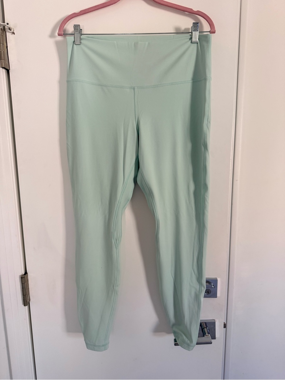 Lululemon Align HR Mint Green High-Waist Athletic Leggings